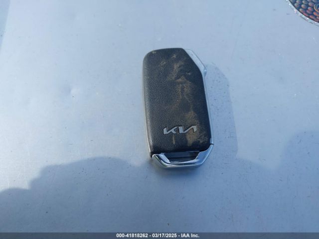 KNDC34LA1R5214852 KIA Ev6 Light Long Range