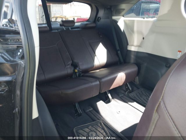 5TDERKEC4NS096097 Toyota Sienna Platinum