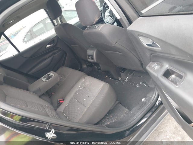 2GNAXKEX5J6243627 Chevrolet EQUINOX LT