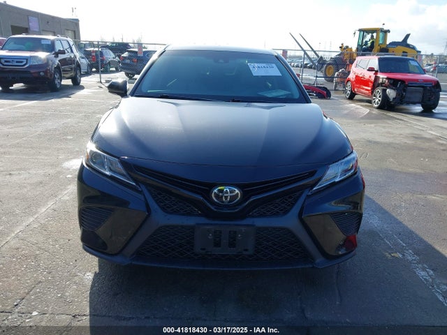 4T1B11HK5KU752057 Toyota CAMRY SE