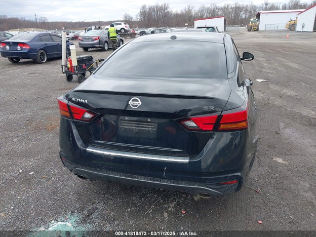 1N4BL4CV3MN381551 Nissan Altima Sr Fwd