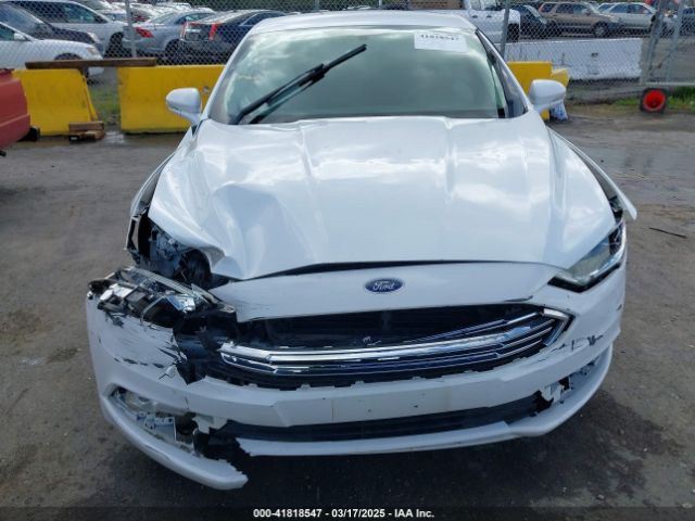 3FA6P0HD5HR294185 Ford FUSION SE