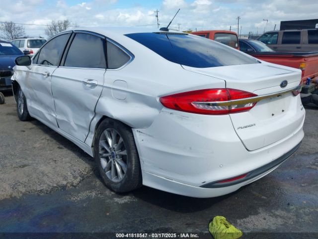 3FA6P0HD5HR294185 Ford FUSION SE