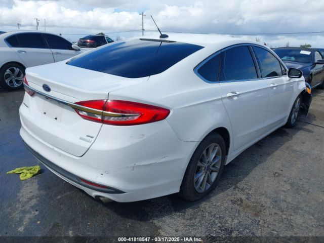 3FA6P0HD5HR294185 Ford FUSION SE
