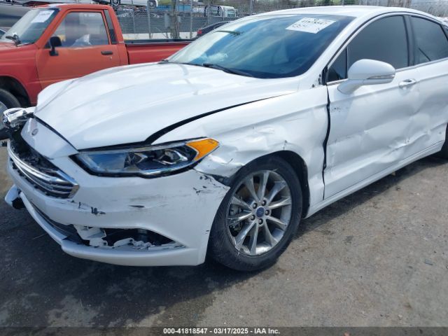 3FA6P0HD5HR294185 Ford FUSION SE
