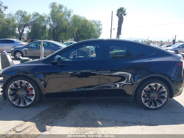 7SAYGDEF3PF683118 Tesla Model Y Performance Dual Motor All-wheel Drive