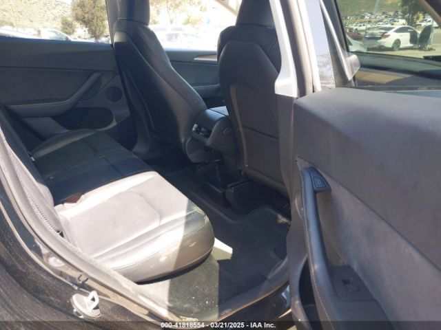 2023 TESLA MODEL Y 7SAYGDEF3PF683118 Photo 7