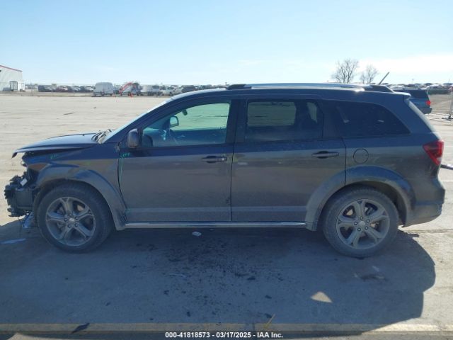 3C4PDDGGXHT505250 Dodge Journey Crossroad Plus Awd