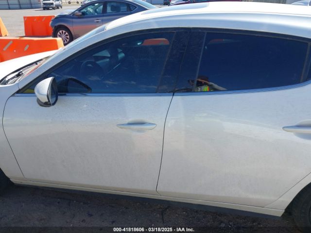 JM1BPBML7N1512408 Mazda Mazda3 Hatchback Premium