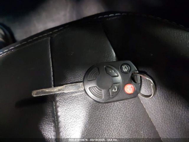 1FADP3K28EL318859 Ford FOCUS SE