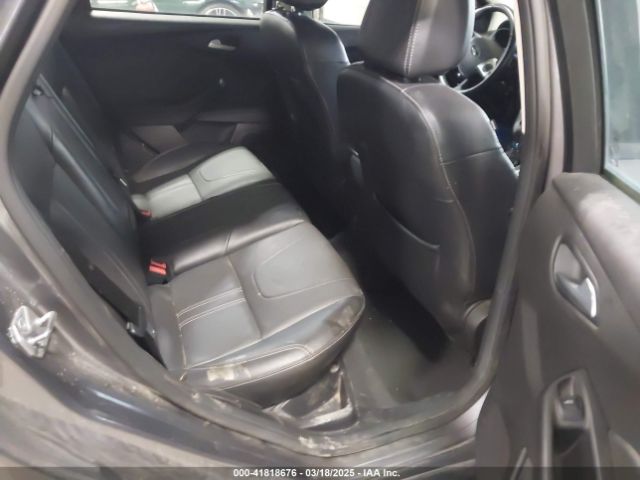 1FADP3K28EL318859 Ford FOCUS SE