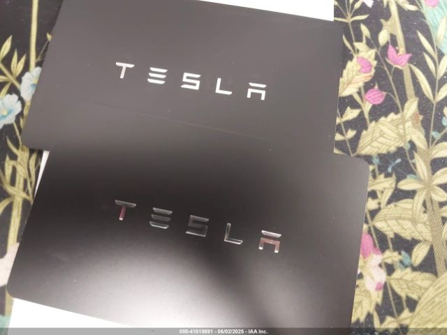 2025 TESLA MODEL Y 7SAYGDED7SA354104 Photo 10