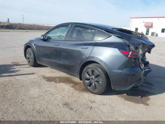 2025 TESLA MODEL Y 7SAYGDED7SA354104 Photo 2