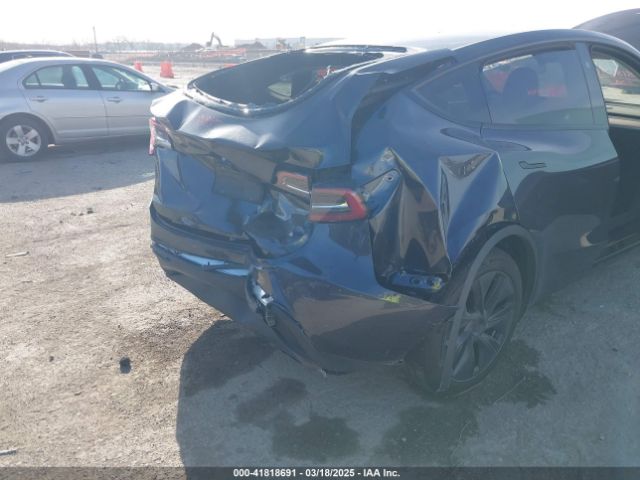 2025 TESLA MODEL Y 7SAYGDED7SA354104 Photo 5