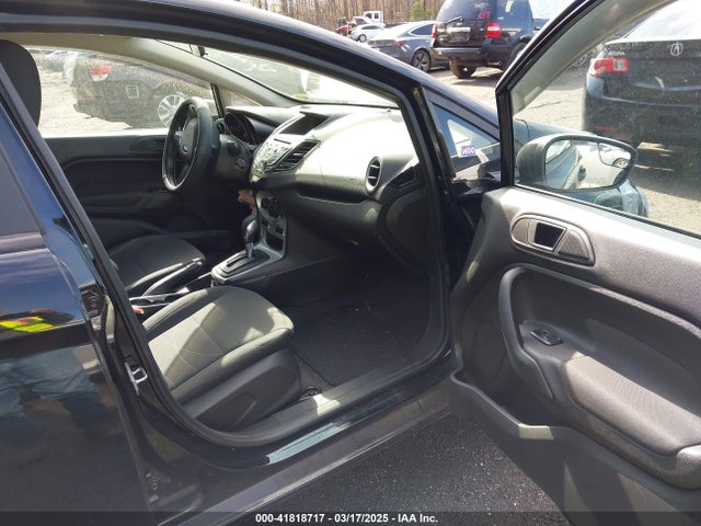 Ford FIESTA SE 2019 3FADP4EJ6KM129033 Image 5
