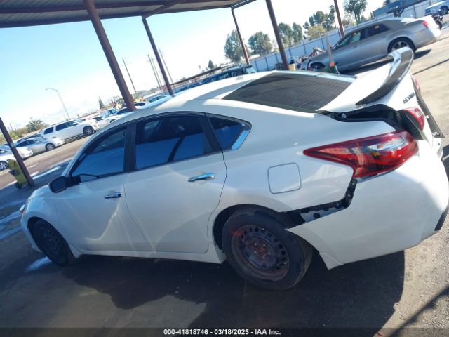 1N4AL3AP2JC163232 Nissan Altima 2.5 Sr