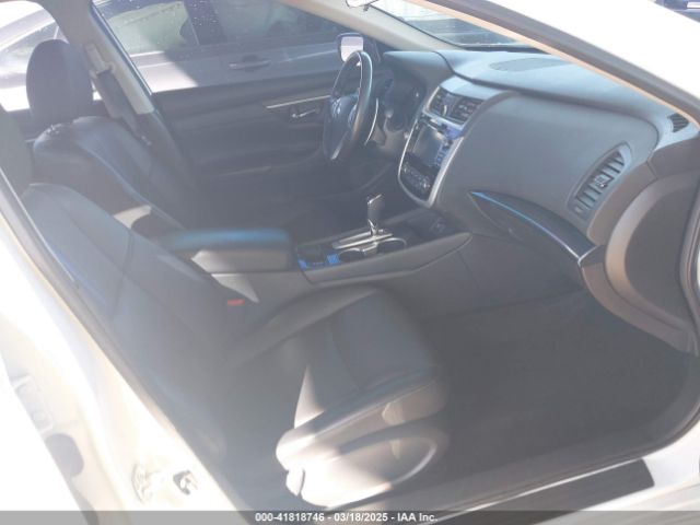 1N4AL3AP2JC163232 Nissan Altima 2.5 Sr