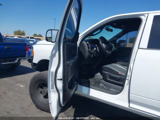 3C6UR5HJ5MG606694 RAM 2500 Tradesman  4x4 8' Box