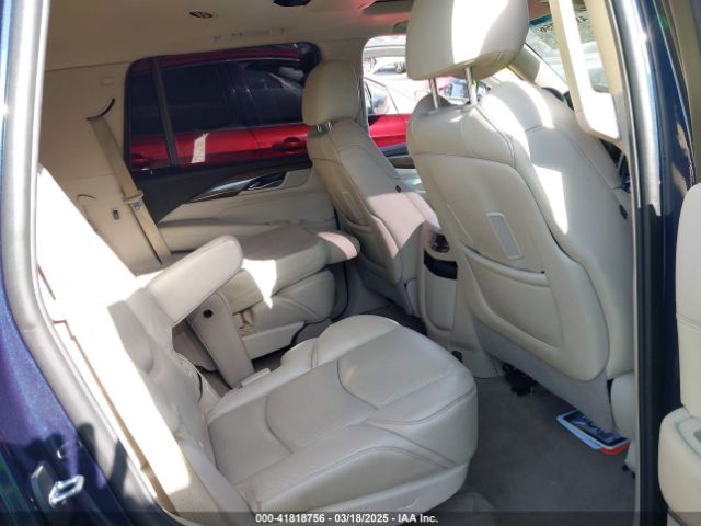 1GYS4BKJ4KR291044 Cadillac Escalade Luxury