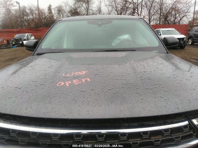 Ford EXPLORER XLT 2024 1FMSK8DH3RGA34628 Image 10