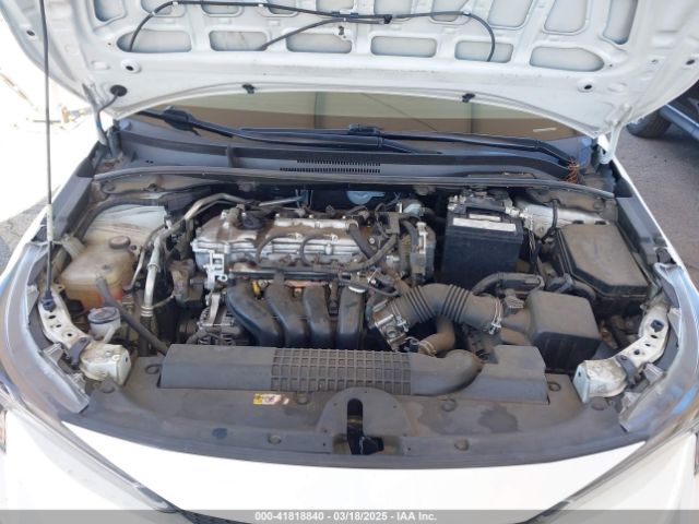 JTDEPRAE6LJ099244 Toyota COROLLA LE