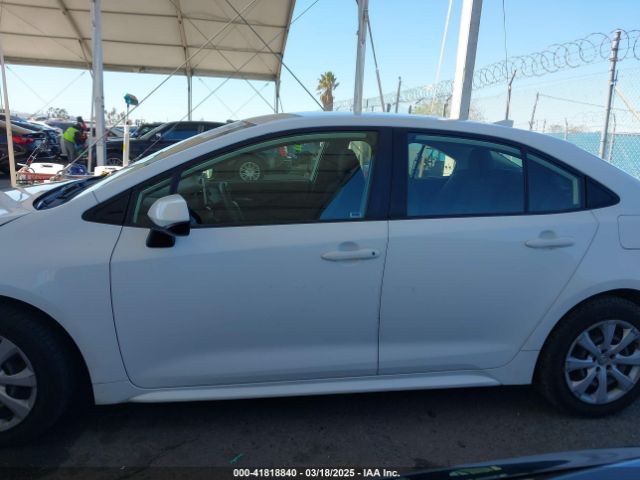 JTDEPRAE6LJ099244 Toyota COROLLA LE