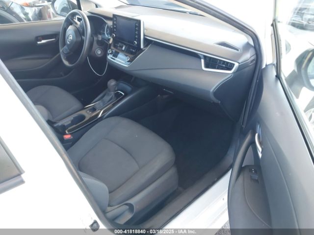 JTDEPRAE6LJ099244 Toyota COROLLA LE