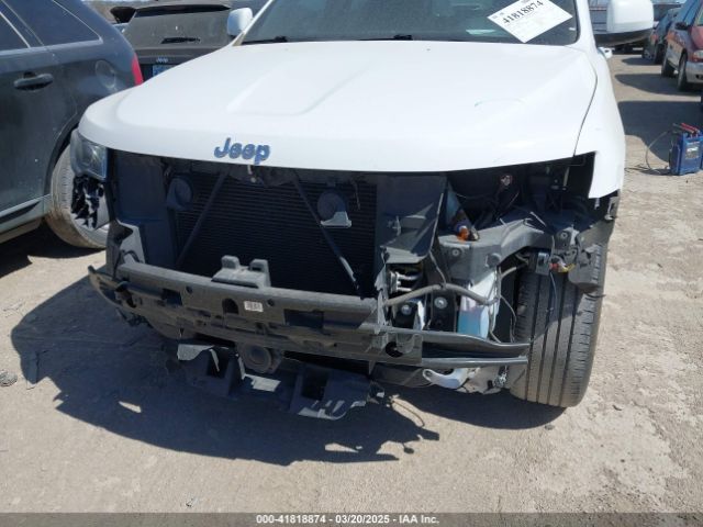 1C4RJFAG5MC579865 Jeep Grand Cherokee Laredo X 4x4