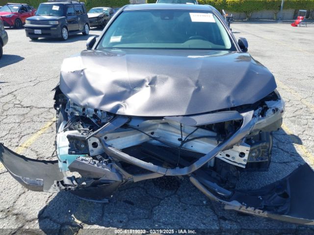 4T1T11AK2NU701442 Toyota CAMRY SE