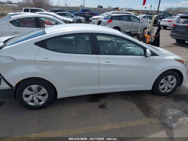Hyundai ELANTRA SE 2016 5NPDH4AE0GH750930 Image 14