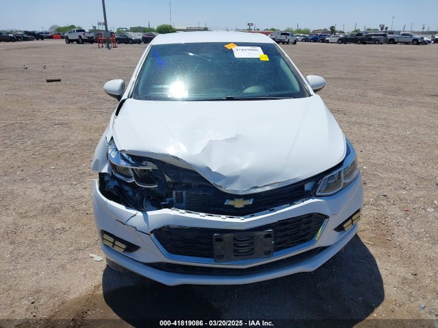 1G1BC5SM5J7142519 Chevrolet Cruze Ls Auto