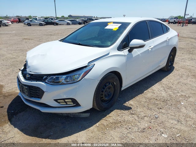 1G1BC5SM5J7142519 Chevrolet Cruze Ls Auto