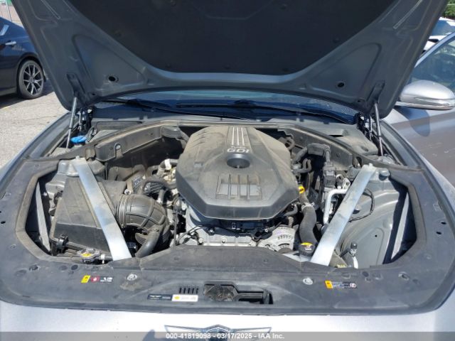 KMTG34TA1NU092710 Genesis G70 2.0t Rwd