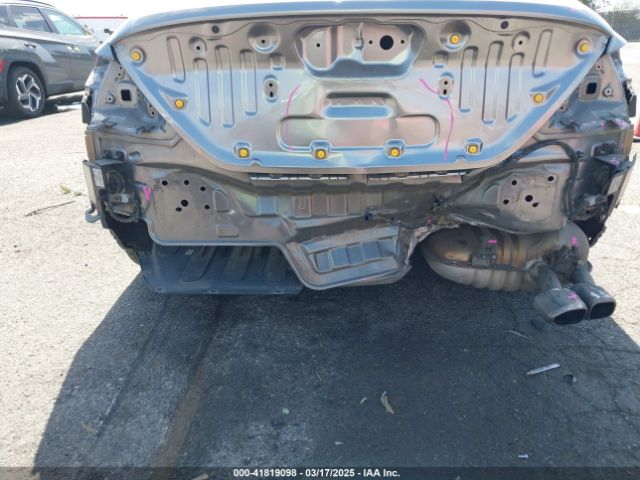 KMTG34TA1NU092710 Genesis G70 2.0t Rwd