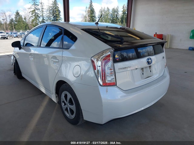JTDKN3DU9F1927171 Toyota Prius Two