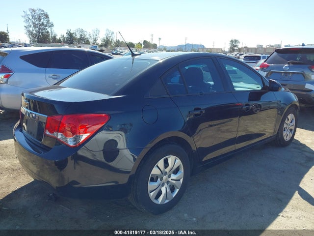 1G1PA5SG6E7372145 Chevrolet Cruze Ls Auto