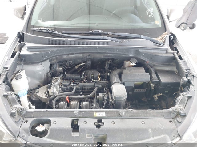 5XYZT3LB0JG569486 Hyundai Santa Fe Sport 2.4l