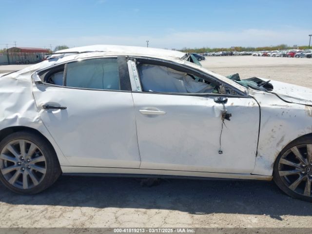 JM1BPABL0M1333705 Mazda Mazda3 Select