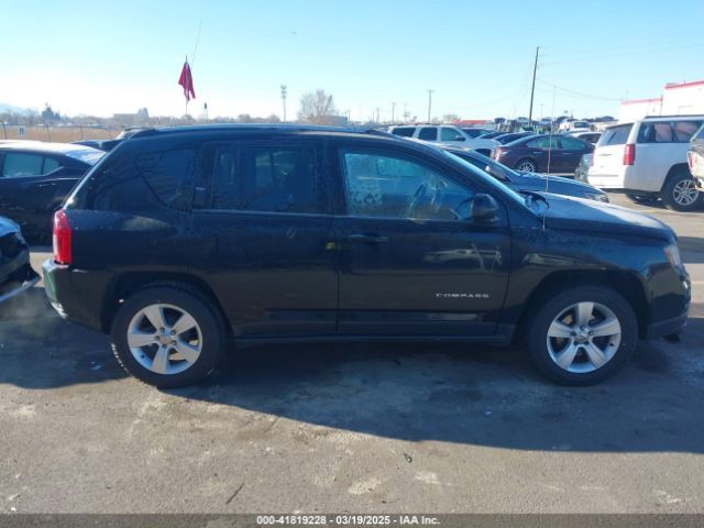1C4NJCBA8GD560507 Jeep Compass Sport