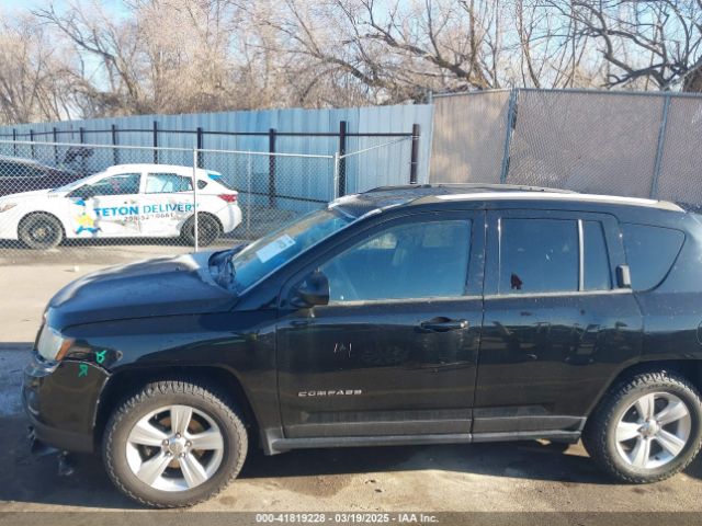 1C4NJCBA8GD560507 Jeep Compass Sport