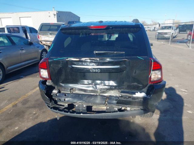 1C4NJCBA8GD560507 Jeep Compass Sport