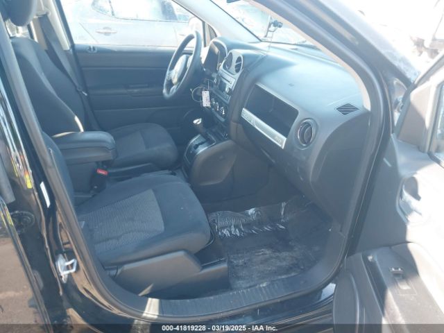 1C4NJCBA8GD560507 Jeep Compass Sport