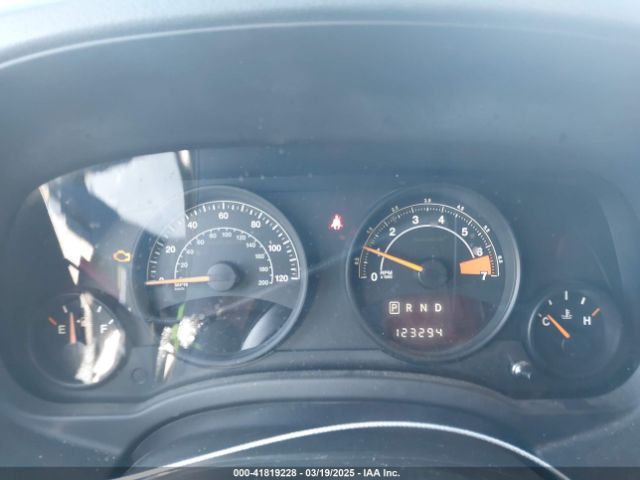 1C4NJCBA8GD560507 Jeep Compass Sport