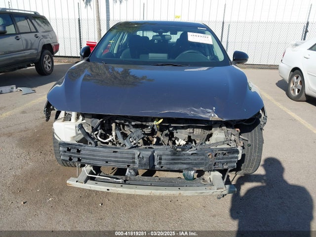 3N1AB8DV0MY290032 Nissan Sentra Sr Xtronic Cvt
