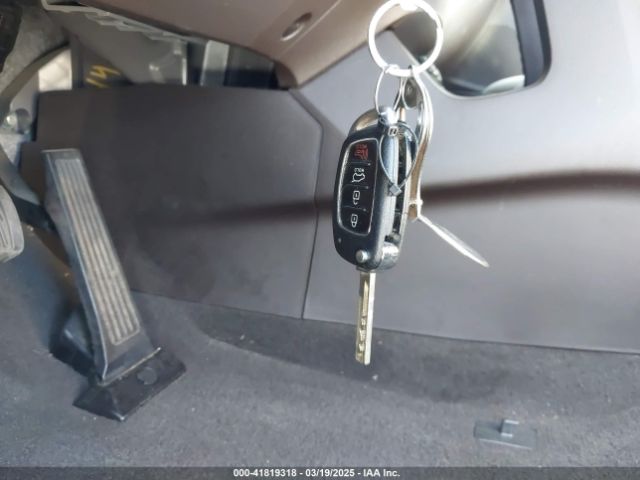 5XYZT3LB6JG572327 Hyundai Santa Fe Sport 2.4l