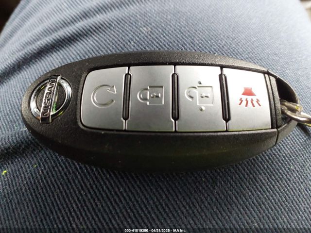 5N1AZ2MG5JN112709 Nissan MURANO SV