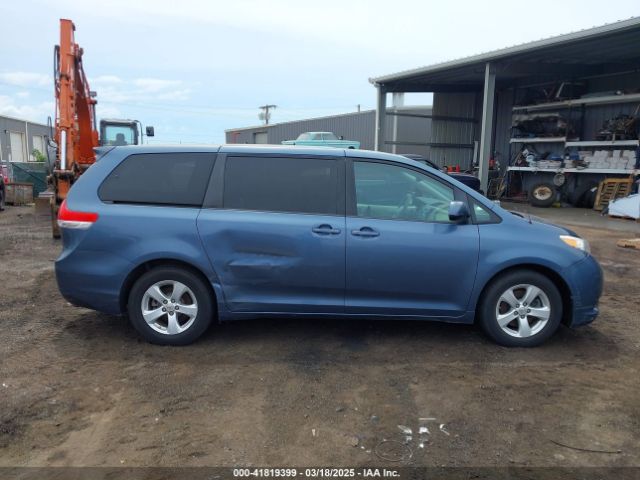 5TDKK3DC4ES427453 Toyota Sienna Le V6 7 Passenger Auto Access Seat/le V6 7 Passenger Mobility/le V6 8 Passenger