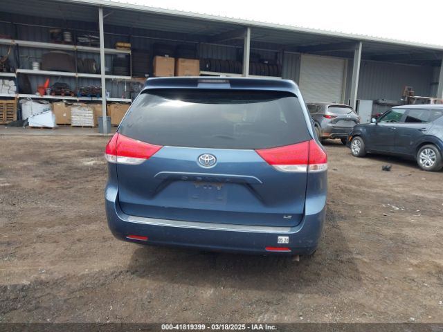 5TDKK3DC4ES427453 Toyota Sienna Le V6 7 Passenger Auto Access Seat/le V6 7 Passenger Mobility/le V6 8 Passenger