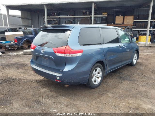5TDKK3DC4ES427453 Toyota Sienna Le V6 7 Passenger Auto Access Seat/le V6 7 Passenger Mobility/le V6 8 Passenger