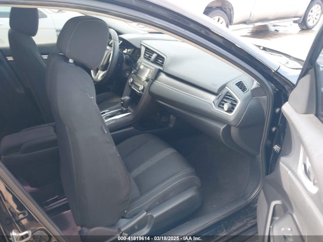 19XFC2F53JE204123 Honda Civic Lx